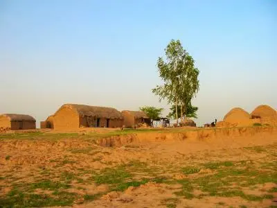 400x300 Bozo home Mali 1.jpg